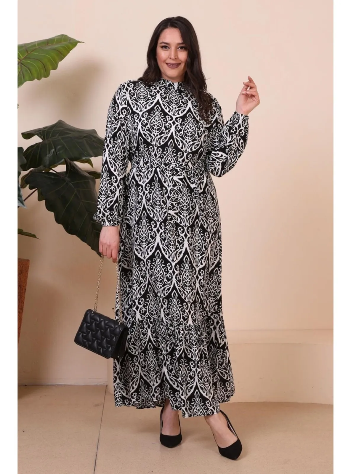 Black - Unlined - Plus Size Dress