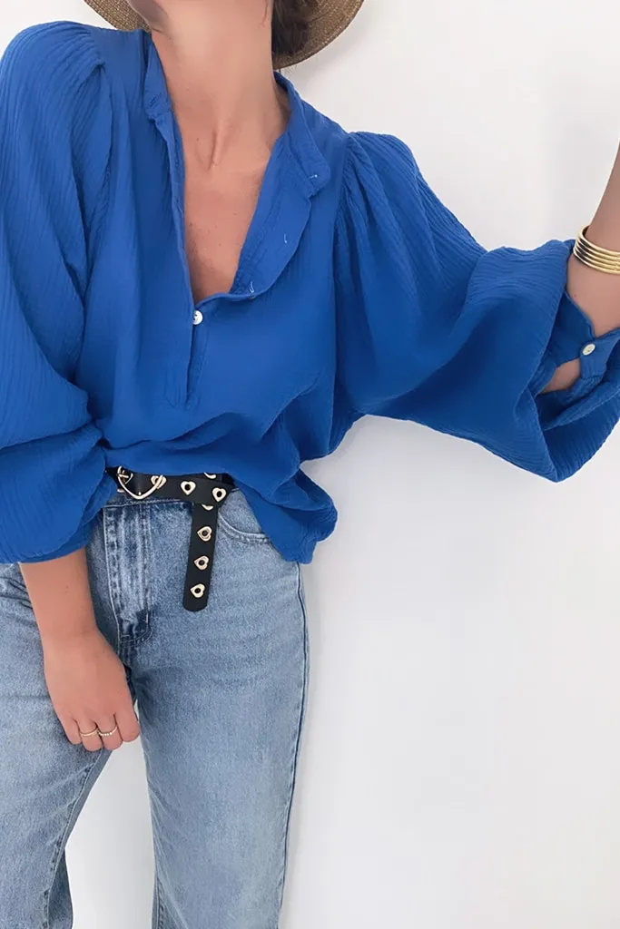 Blouse en gaze de coton bleu éléctrique