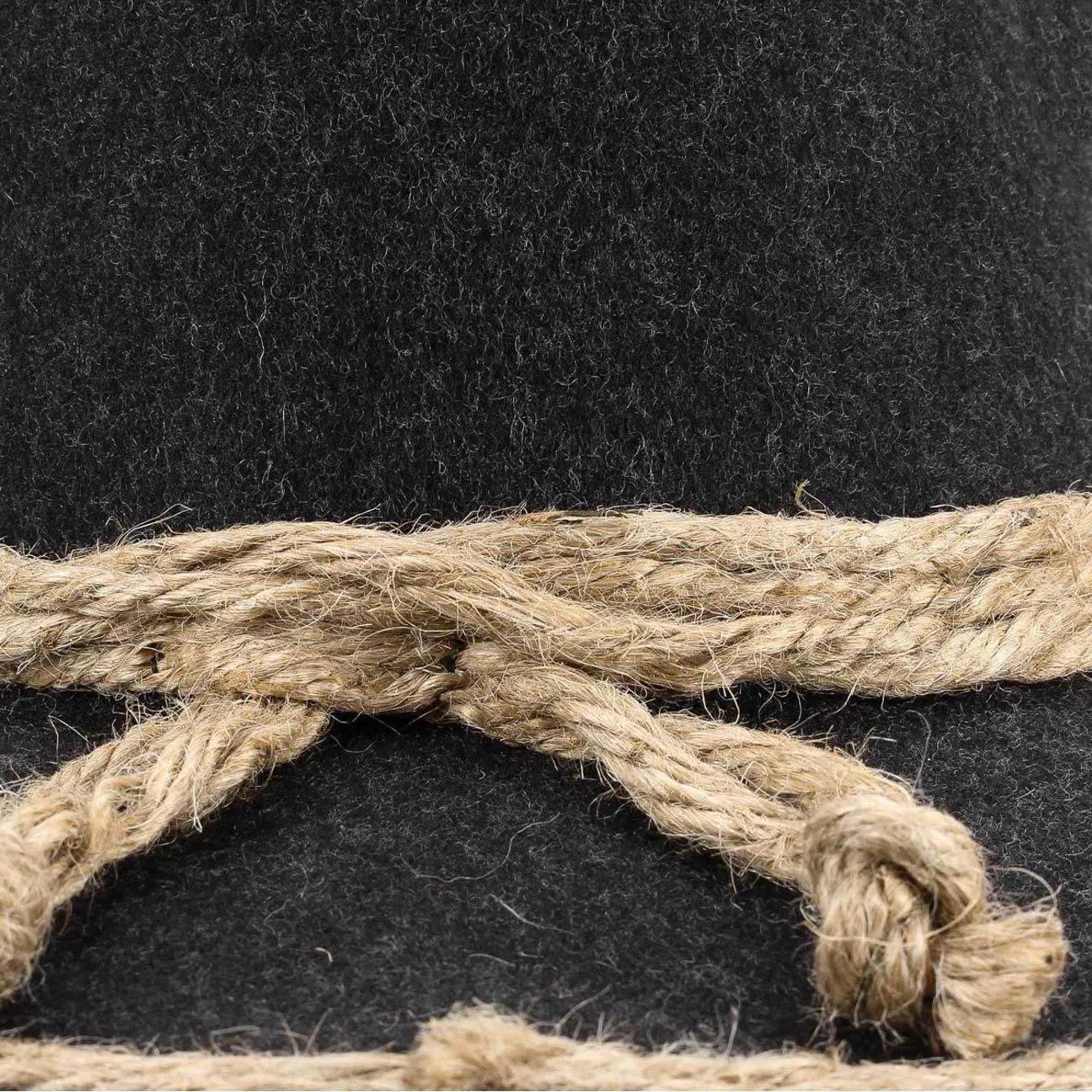 Chapeau Traditionnel avec Cordelettes --> Chapeaux, casquettes & bonnets en ligne ▷ Chapeaushop