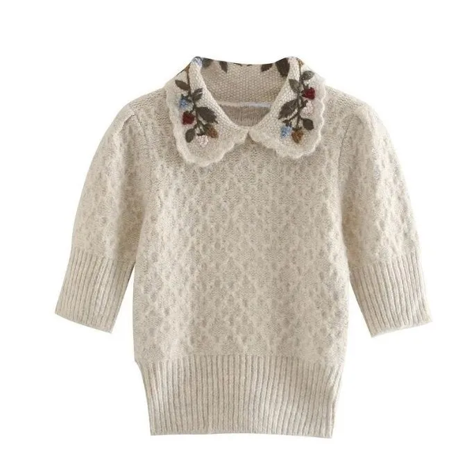 Pull Vintage Broderie