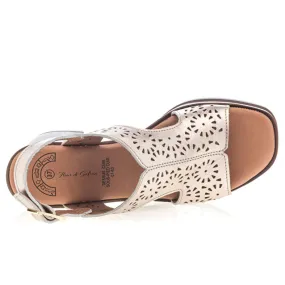 Sandales / nu-pieds Femme Or Fleur de Safran : Sandales / Nu-pieds . Besson Chaussures